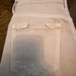 MOTHER Pale Blush Skinny Jeans with Back Pocket Stitching
